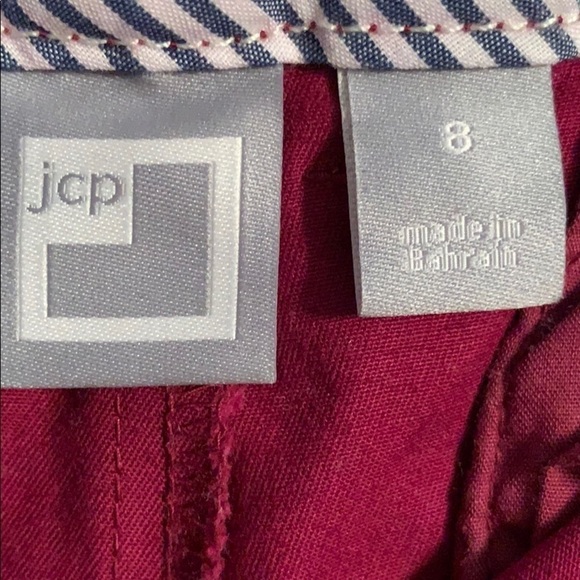 Ruby red Capri work pants - Picture 4 of 4